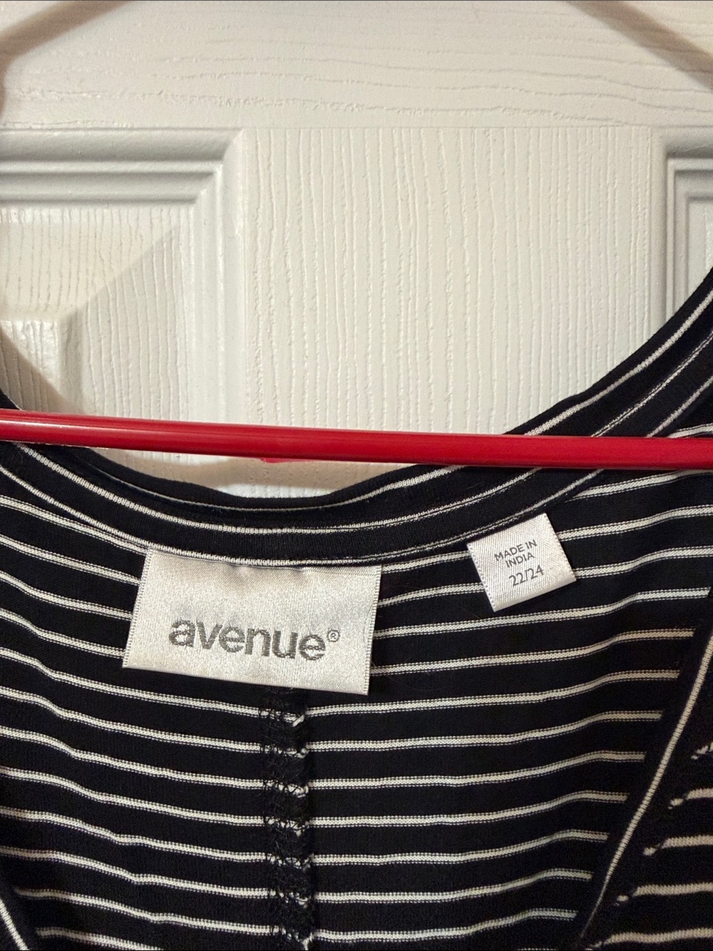 Avenue Black & White Striped V-Neck Short Sleeve Top - Picture 2 of 11
